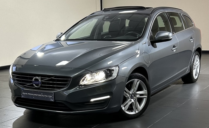 VOLVO  V60